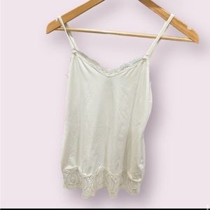 Women’s white tank top